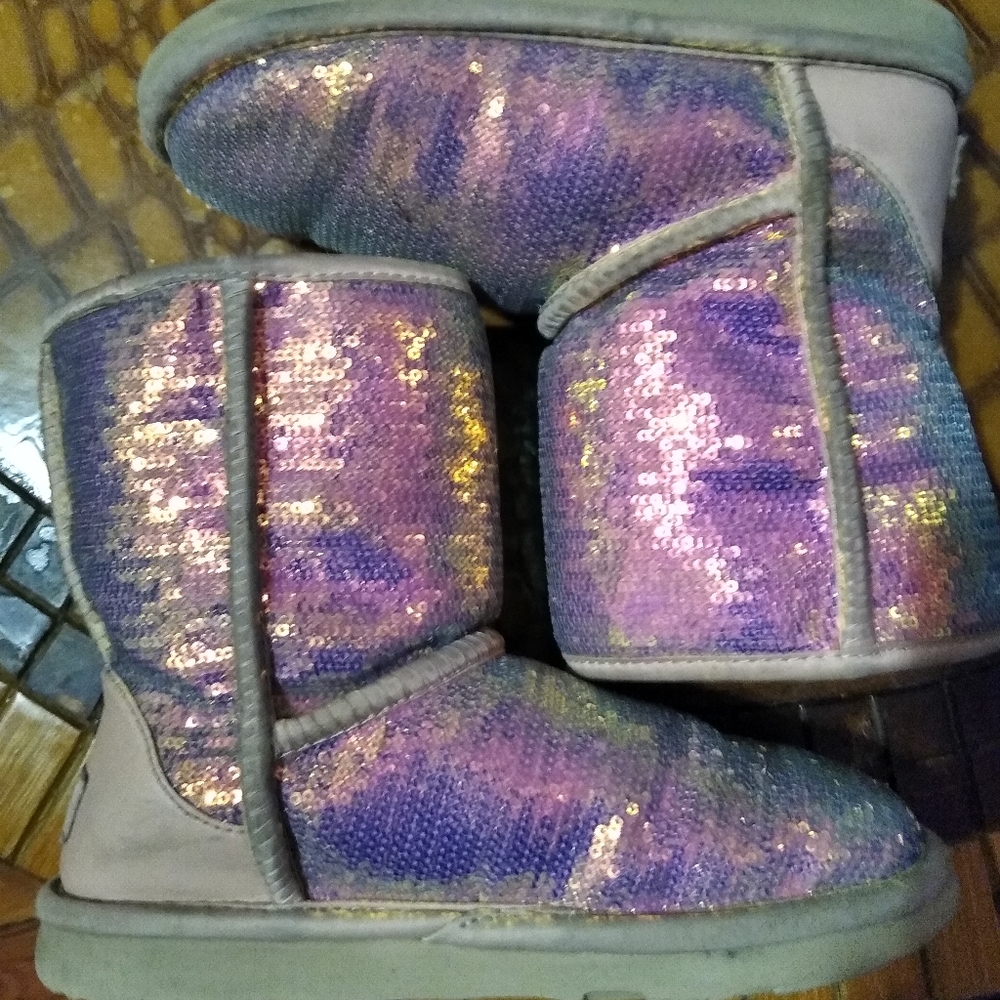 Girls Uggs